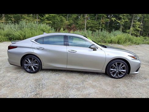Used 2021 Lexus ES 350 F Sport w/ Accessory Package 2 FWD image 9