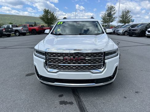 Used 2021 GMC Acadia Denali w/ Denali Technology Package AWD/4WD image 2