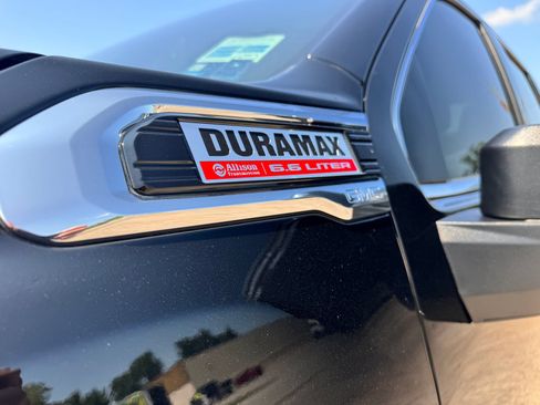 Used 2022 GMC Sierra 3500 Denali AWD/4WD image 27