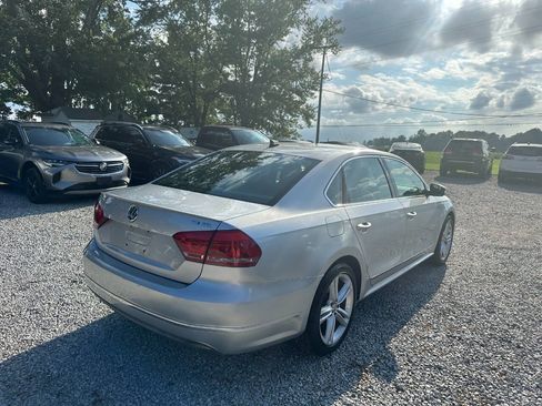 Used 2013 Volkswagen Passat TDI SEL Premium FWD image 5
