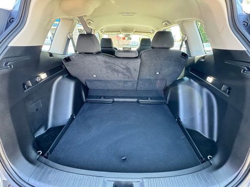 Used 2024 Honda CR-V LX image 25