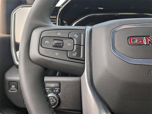 New 2025 GMC Sierra 1500 Elevation image 26