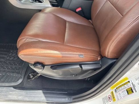 Used 2013 Toyota Tundra 4x4 CrewMax w/ Tow Pkg image 38