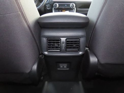Used 2023 Toyota RAV4 SE image 23