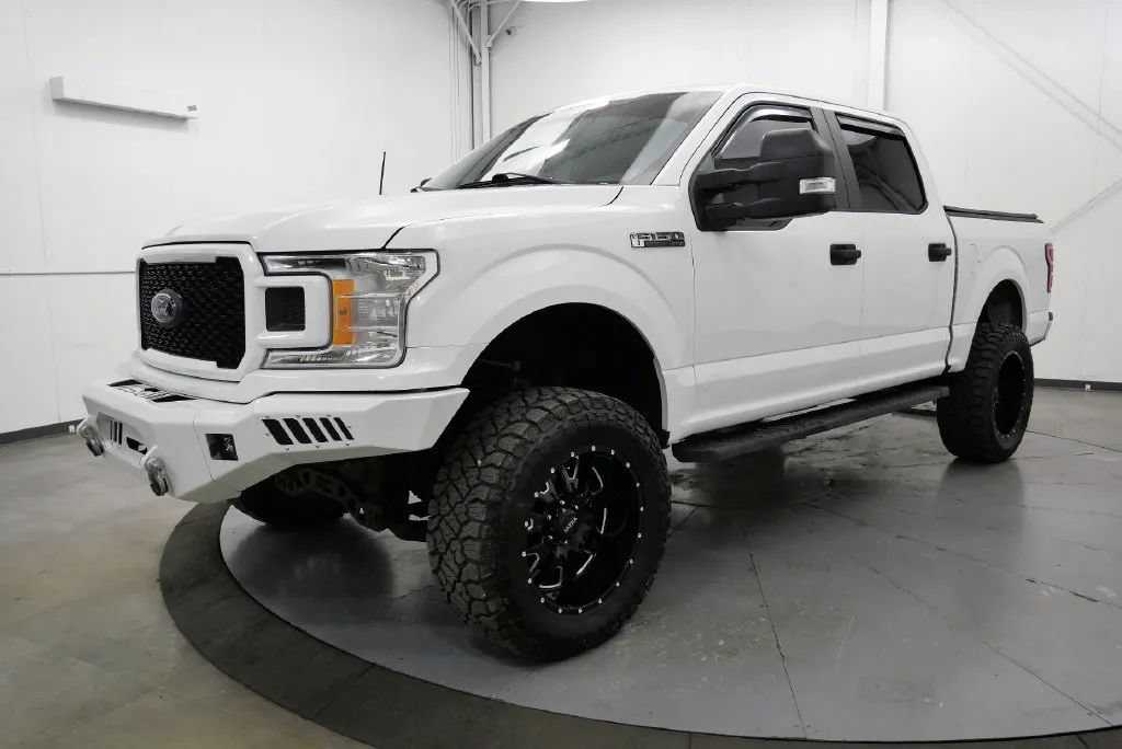 Used 2018 Ford F150 XL w/ Equipment Group 101A Mid AWD/4WD image 3