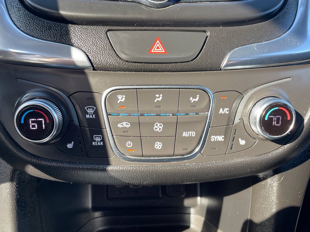 Used 2019 Chevrolet Equinox LT AWD/4WD image 34