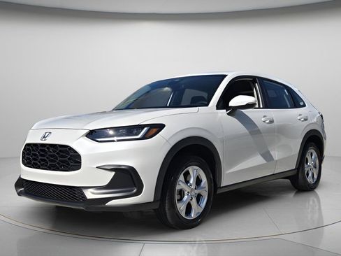 Used 2024 Honda HR-V LX image 9