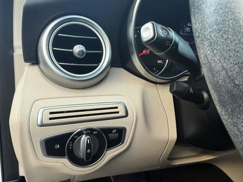 Used 2020 Mercedes-Benz C 300 C 300 SEDAN w/PREMIUM PACKAGE image 35