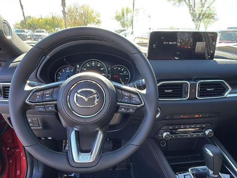 New 2025 MAZDA CX-5 Signature image 10