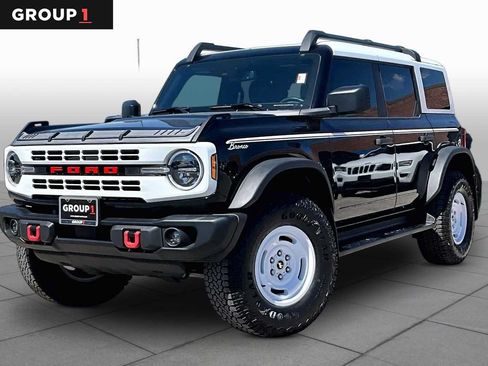 Used 2025 Ford Bronco Heritage Edition AWD/4WD image 1