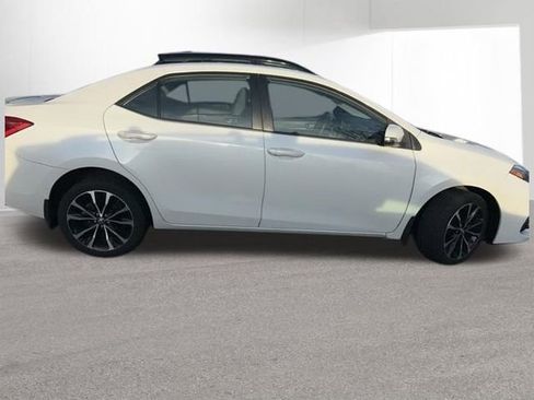 Used 2017 Toyota Corolla SE w/ Carpet Mat Package (TMS) image 3
