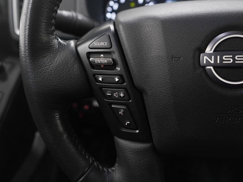 Used 2024 Nissan Frontier SL w/ Technology Package image 26