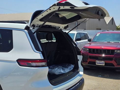 New 2026 Jeep Grand Cherokee L Laredo RWD image 8