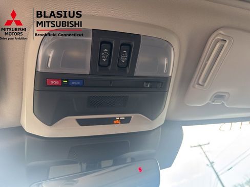 Used 2024 Subaru Crosstrek 2.5i Limited AWD/4WD image 26