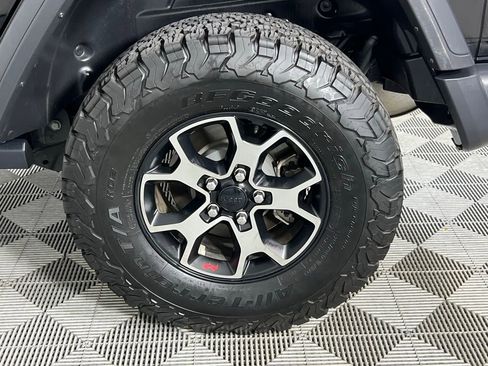 Used 2021 Jeep Wrangler Unlimited Rubicon image 12