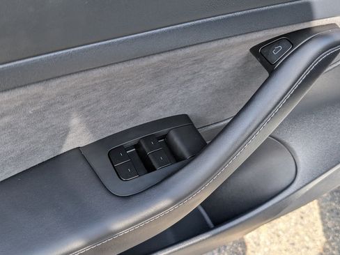 Used 2021 Tesla Model 3 Standard Range Plus RWD image 15