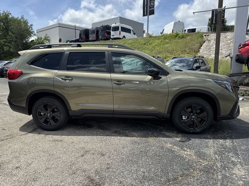 New 2026 Subaru Ascent Premium AWD/4WD image 2