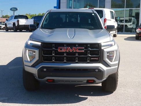 Used 2023 GMC Canyon AT4 w/ AT4 Premium Package AWD/4WD image 2