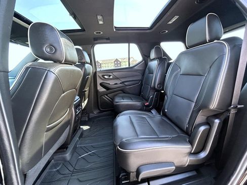 Certified 2023 Chevrolet Traverse Premier w/ Redline Edition AWD/4WD image 21
