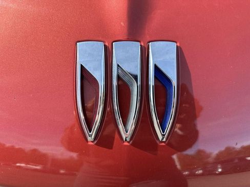 Used 2024 Buick Encore GX Sport Touring image 27