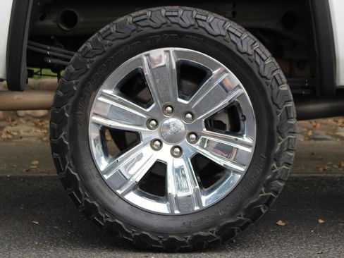 Used 2017 GMC Sierra 1500 SLT image 46