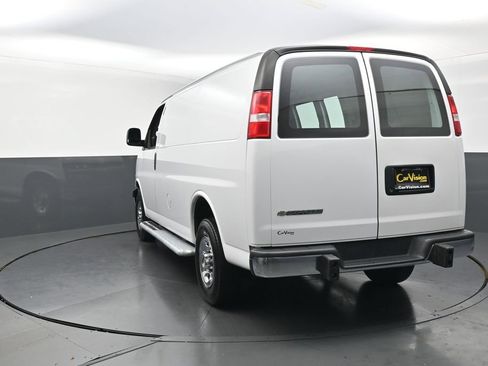 Used 2024 Chevrolet Express 2500 w/ Driver Convenience Package image 8