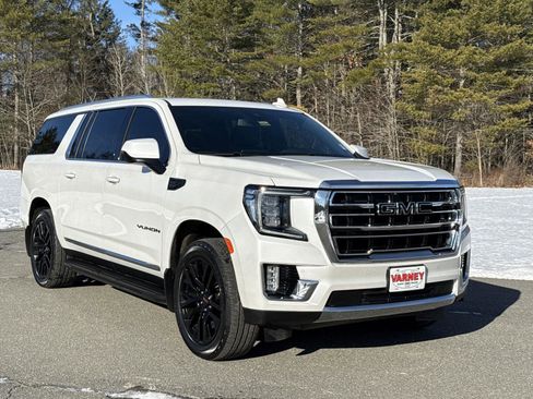 Used 2024 GMC Yukon XL SLT image 4
