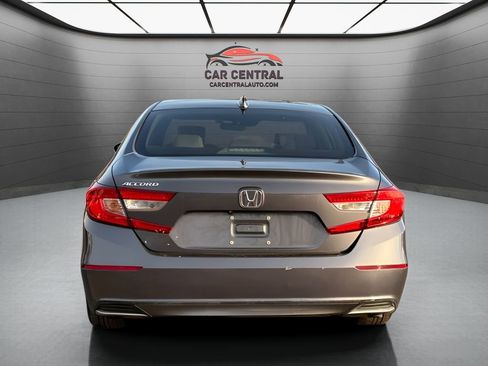 Used 2019 Honda Accord LX image 4