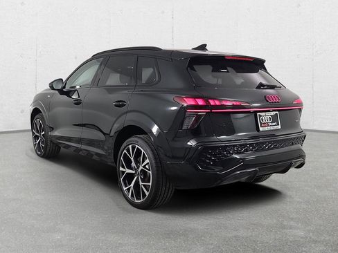 New 2026 Audi Q3 quattro 2.0T AWD/4WD image 5