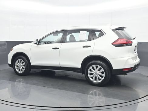 Used 2019 Nissan Rogue S AWD/4WD image 4