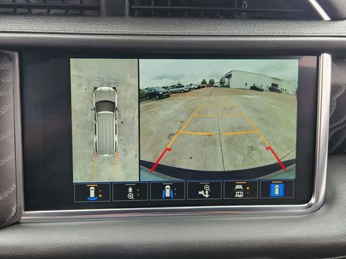Used 2024 GMC Yukon XL Denali w/ Max Trailering Package RWD image 16