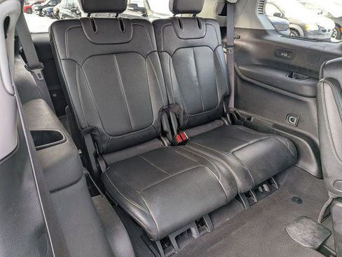 Certified 2023 Jeep Grand Cherokee L Limited image 29