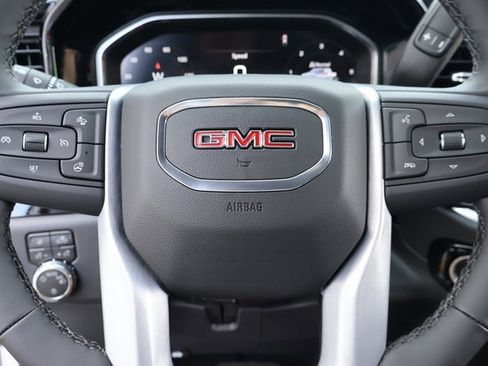 New 2026 GMC Sierra 1500 SLE image 19