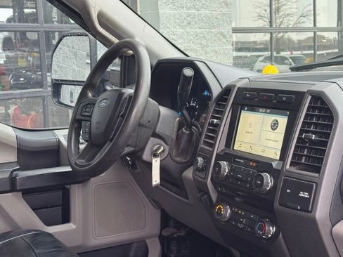 Used 2017 Ford F250 XL w/ STX Appearance Package image 34