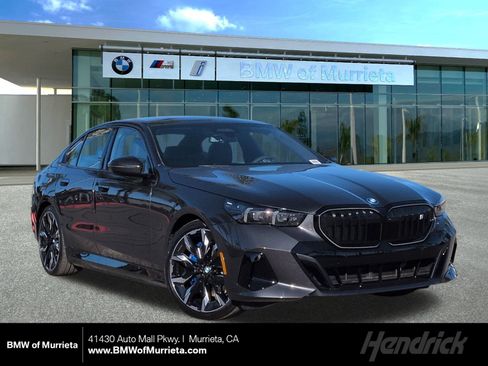 New 2026 BMW i5 eDrive40 w/ M Sport Package image 1