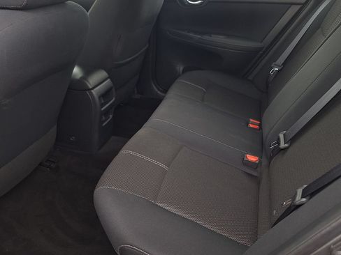 Used 2016 Nissan Sentra S FWD image 13