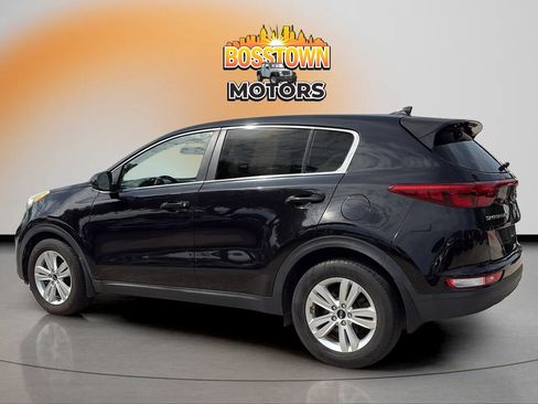 Used 2019 Kia Sportage LX FWD image 4