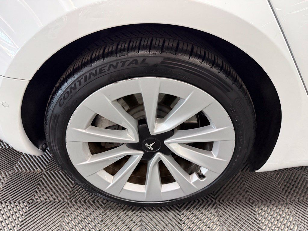 Used 2022 Tesla Model 3 RWD image 19