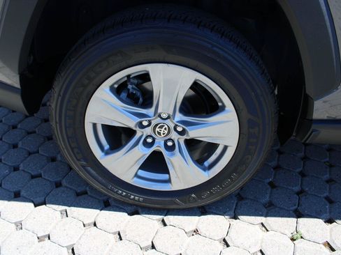 Used 2024 Toyota RAV4 XLE w/ Convenience Package AWD/4WD image 14