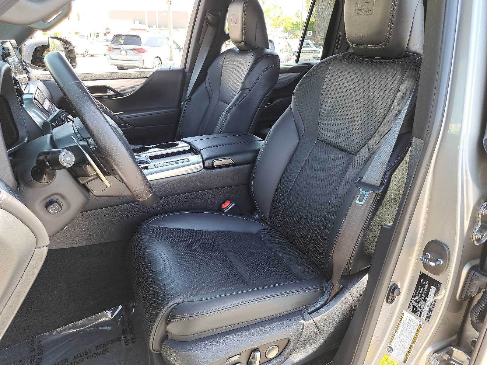 Used 2024 Lexus LX 600 F Sport AWD/4WD image 17