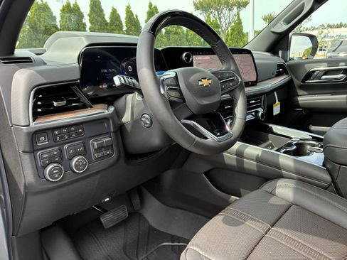 New 2026 Chevrolet Tahoe High Country AWD/4WD image 23