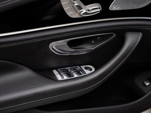 Used 2023 Mercedes-Benz AMG GT 63 image 65