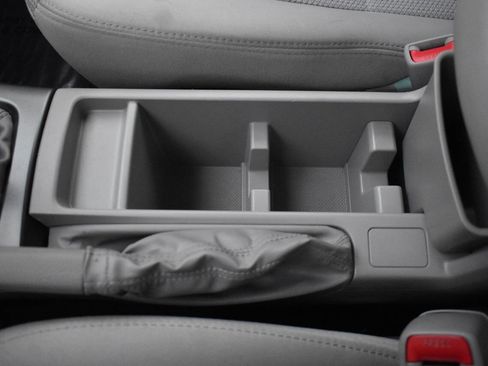 Used 2012 Subaru Forester 2.5X w/ Alloy Wheel Pkg image 27