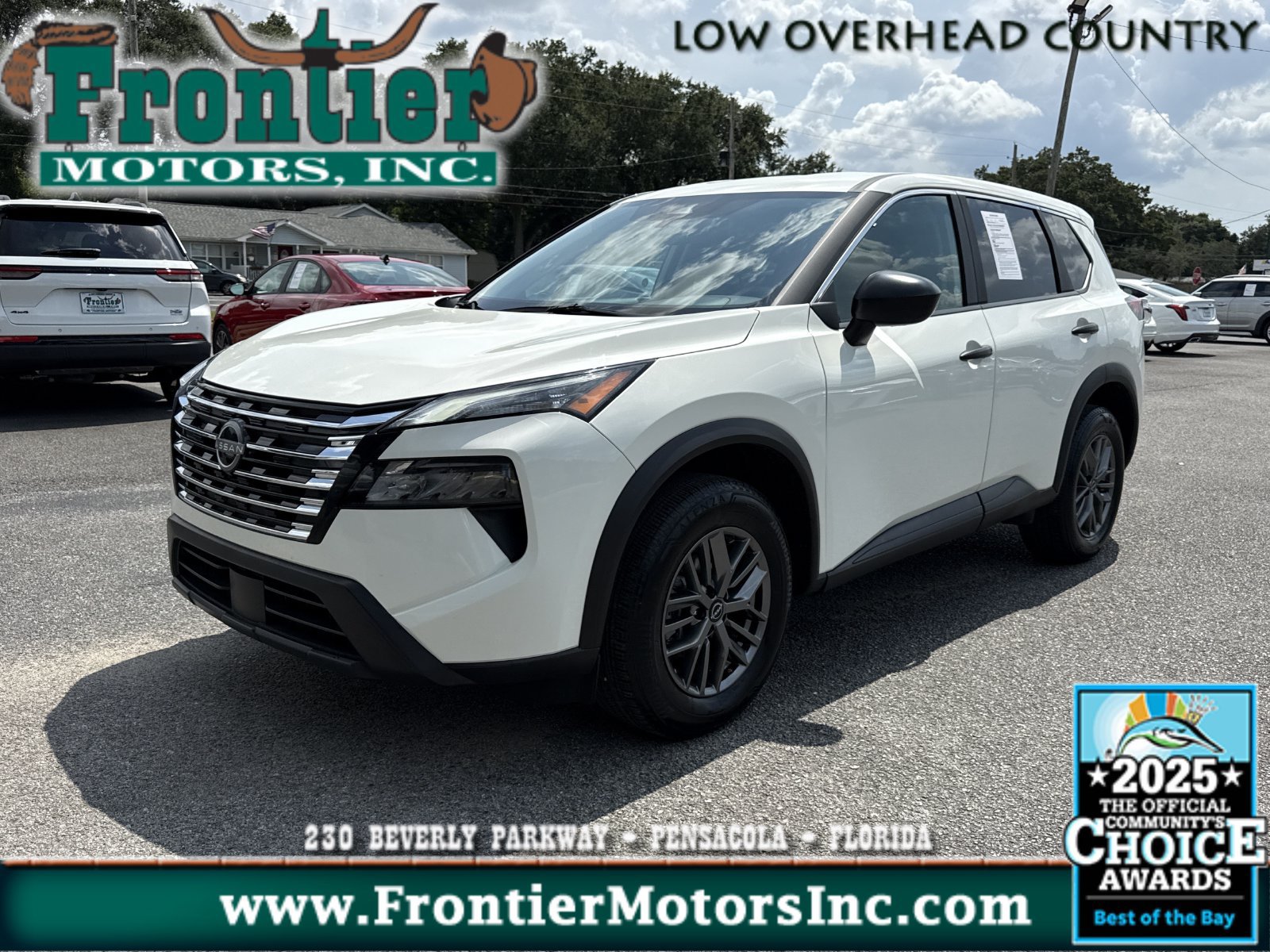 Used 2025 Nissan Rogue S FWD image 1