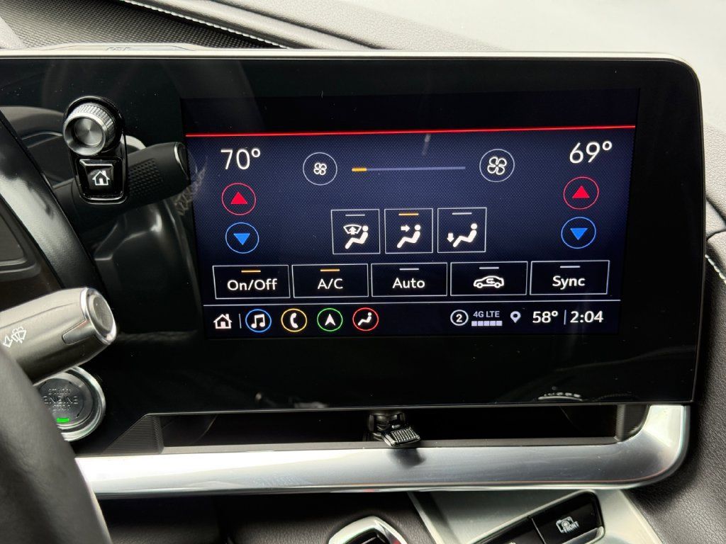 Used 2022 Chevrolet Corvette Stingray Preferred Cpe w/ Battery Protection Package RWD image 17