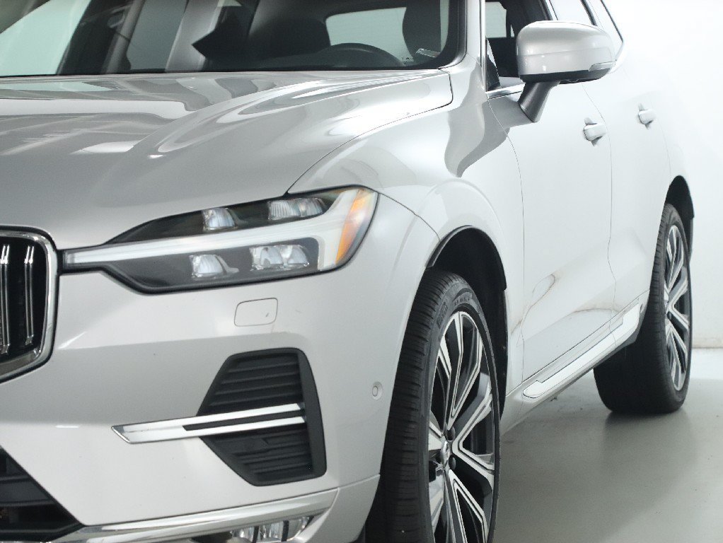 Used 2023 Volvo XC60 B5 Ultimate w/ Climate Package AWD/4WD image 4
