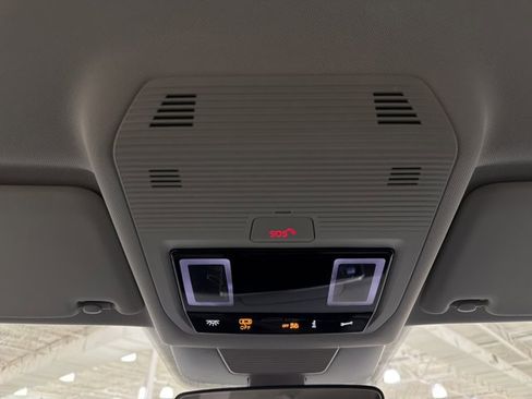 New 2026 Volkswagen Tiguan S AWD/4WD image 34