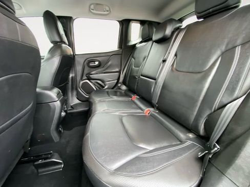 Used 2018 Jeep Renegade Limited w/ UConnect 8.4 Nav Group image 13