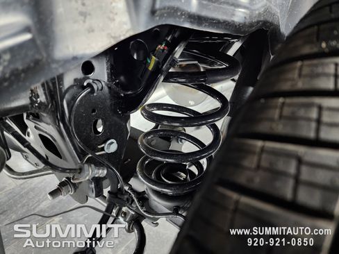 New 2026 RAM 1500 Laramie w/ Night Edition AWD/4WD image 30