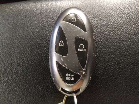 Used 2024 Hyundai Elantra SEL FWD image 32